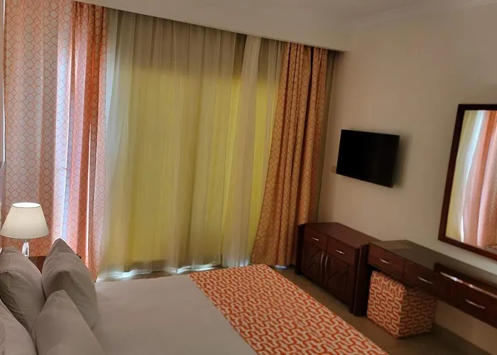 Oyster Bay - Luxury Serviced Resort